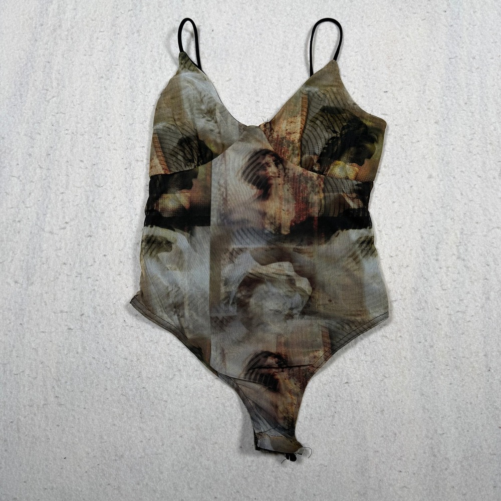 PrettyLittleThing Renaissance Print Mesh Bodysuit Brown V-Neck Size 6